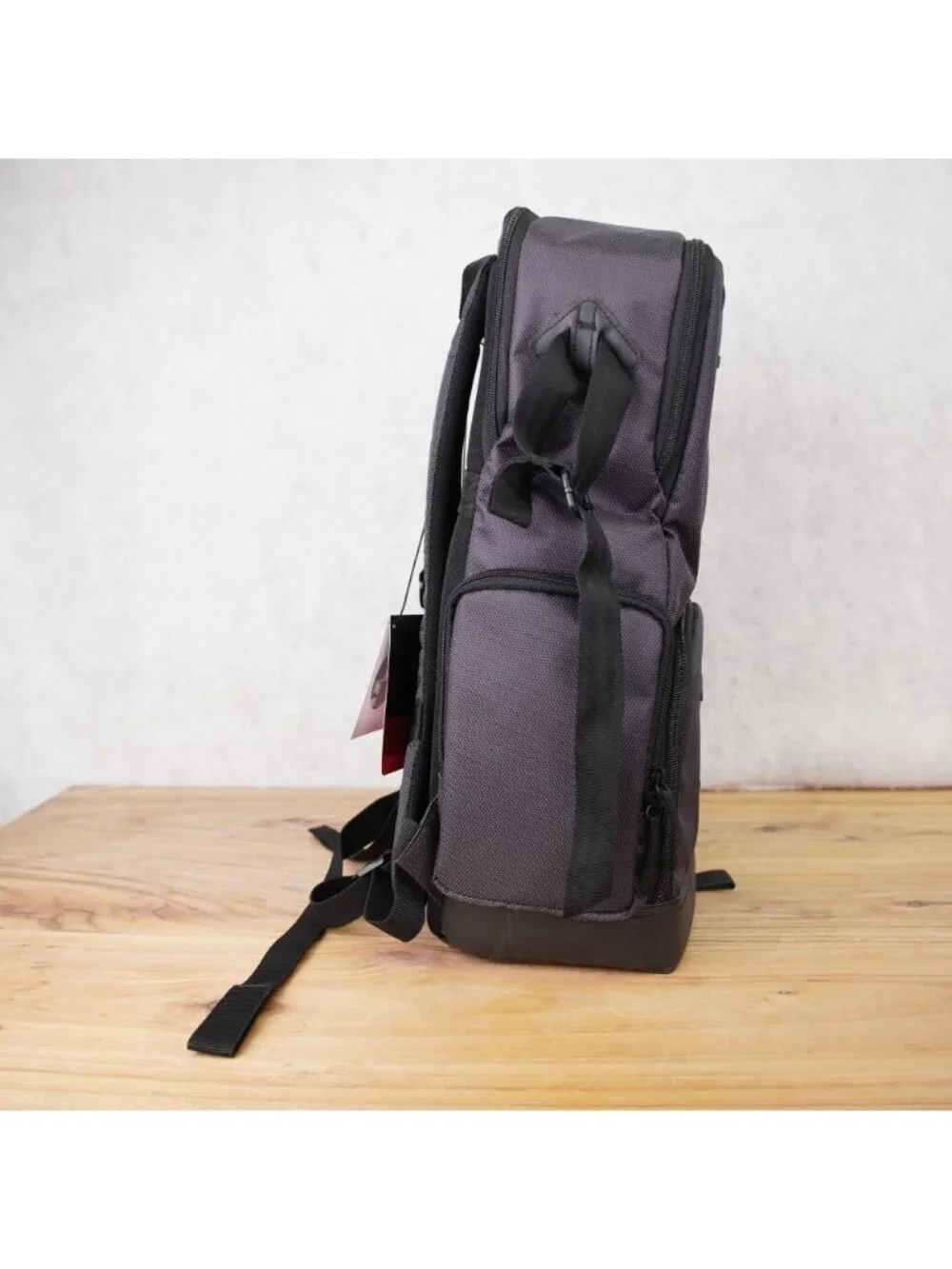 Manfrotto Metropolitan Camera Backpack Gray Multi Pockets Padded Protection NWT